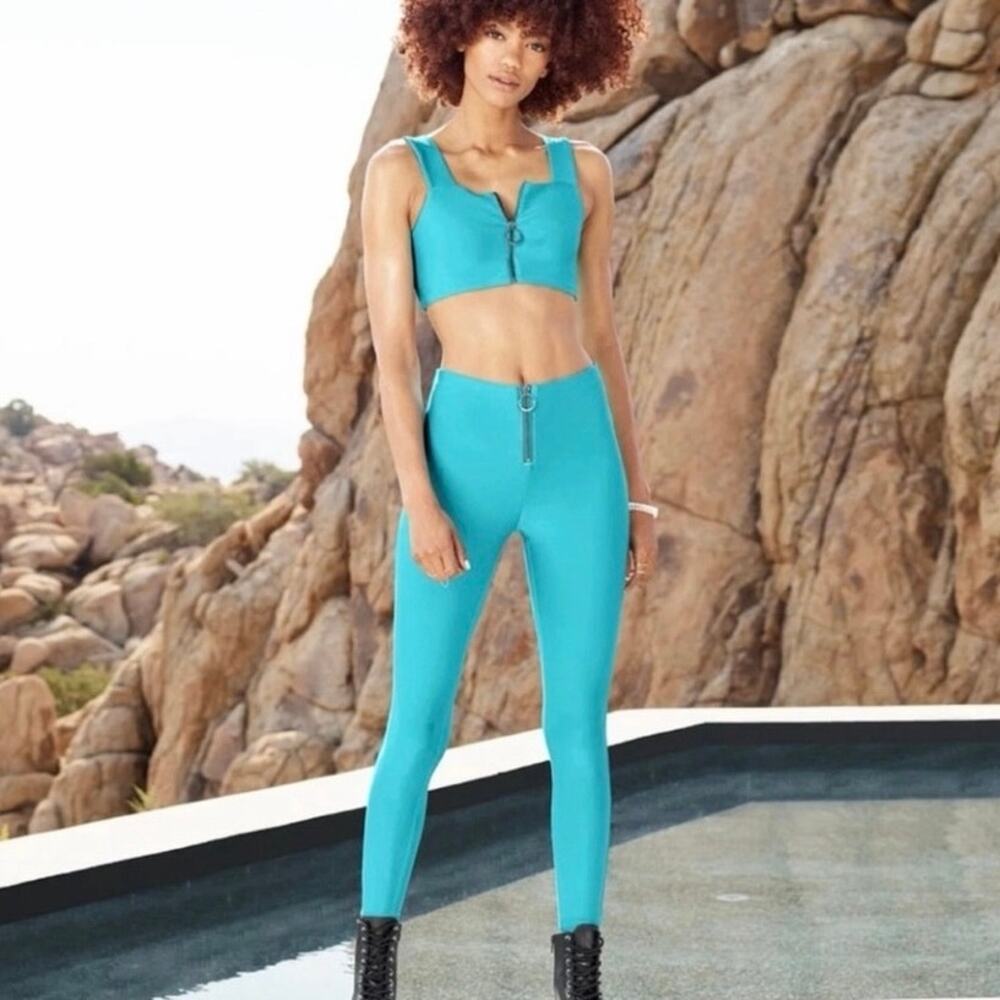 Alo Yoga Bright Aqua Zip Front Fast Bra High‎ Waist Leggings Two Piece Set Gym